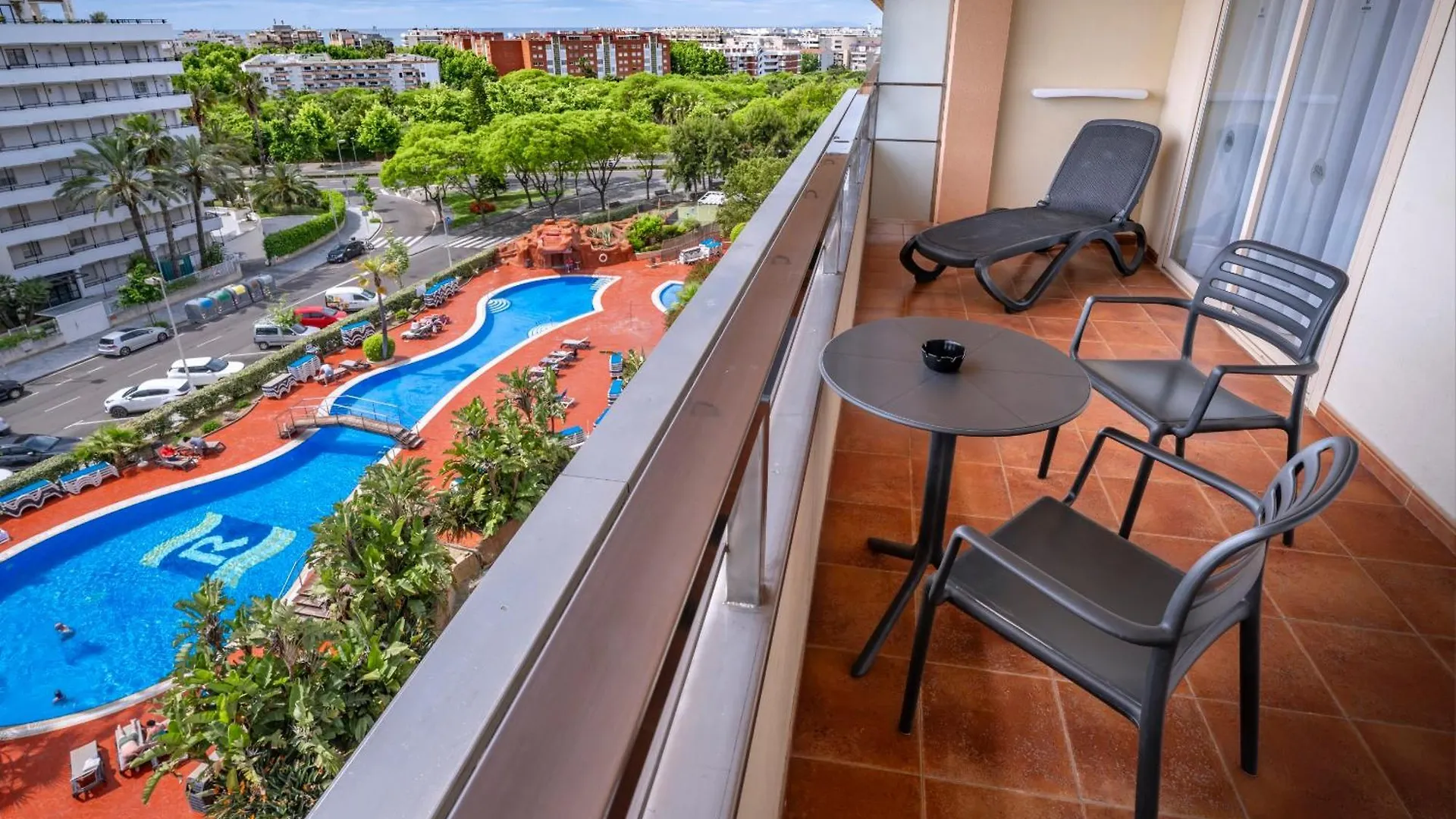 ****  4R Gran Regina Hotel Salou Spain