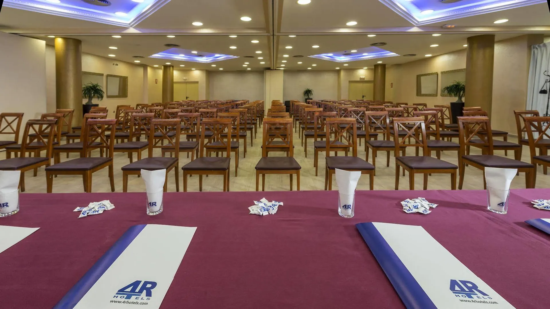 ****  4R Gran Regina Hotel Salou Spanje